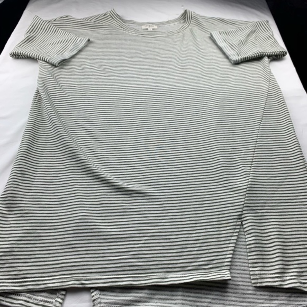 Umgee women's short sleeve striped tunic, medium - Picture 9 of 15